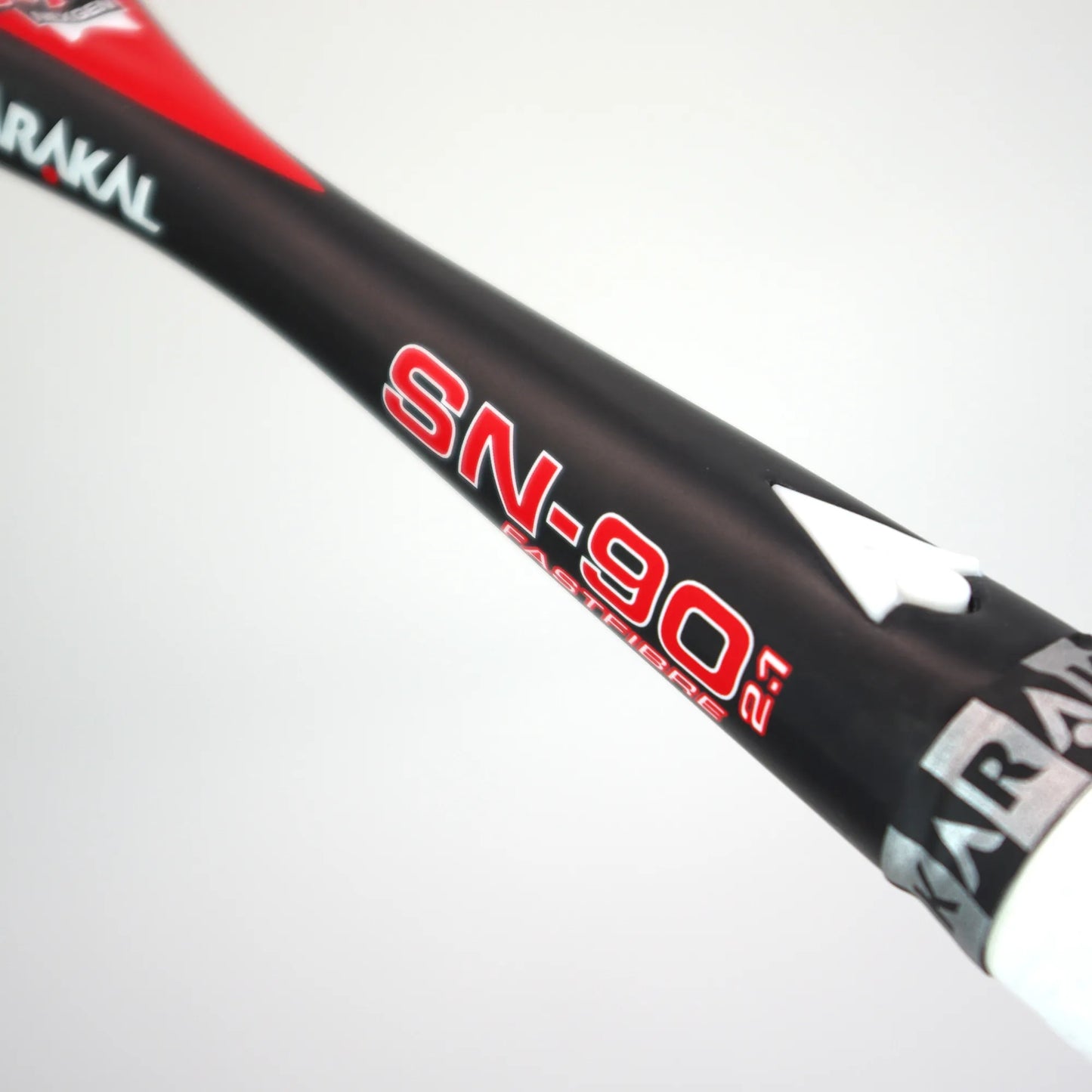 Karakal SN-90ff 2.1 Squash Racket Detail